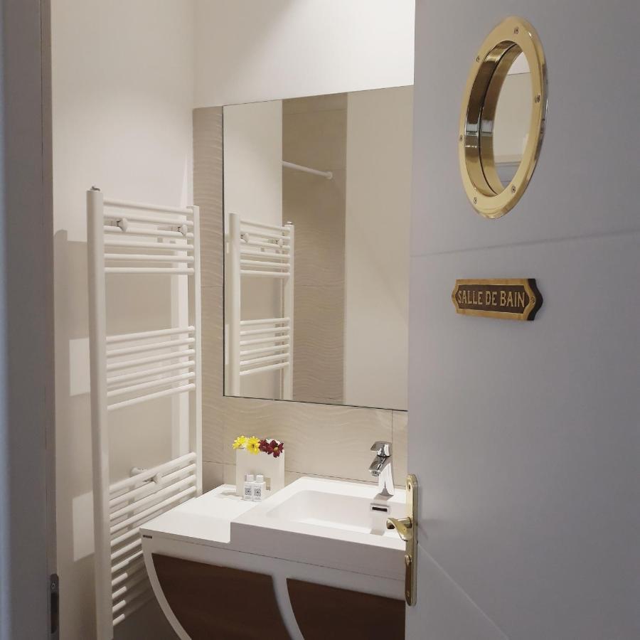 Sous Le Neflier Bed and Breakfast Νιμ Εξωτερικό φωτογραφία